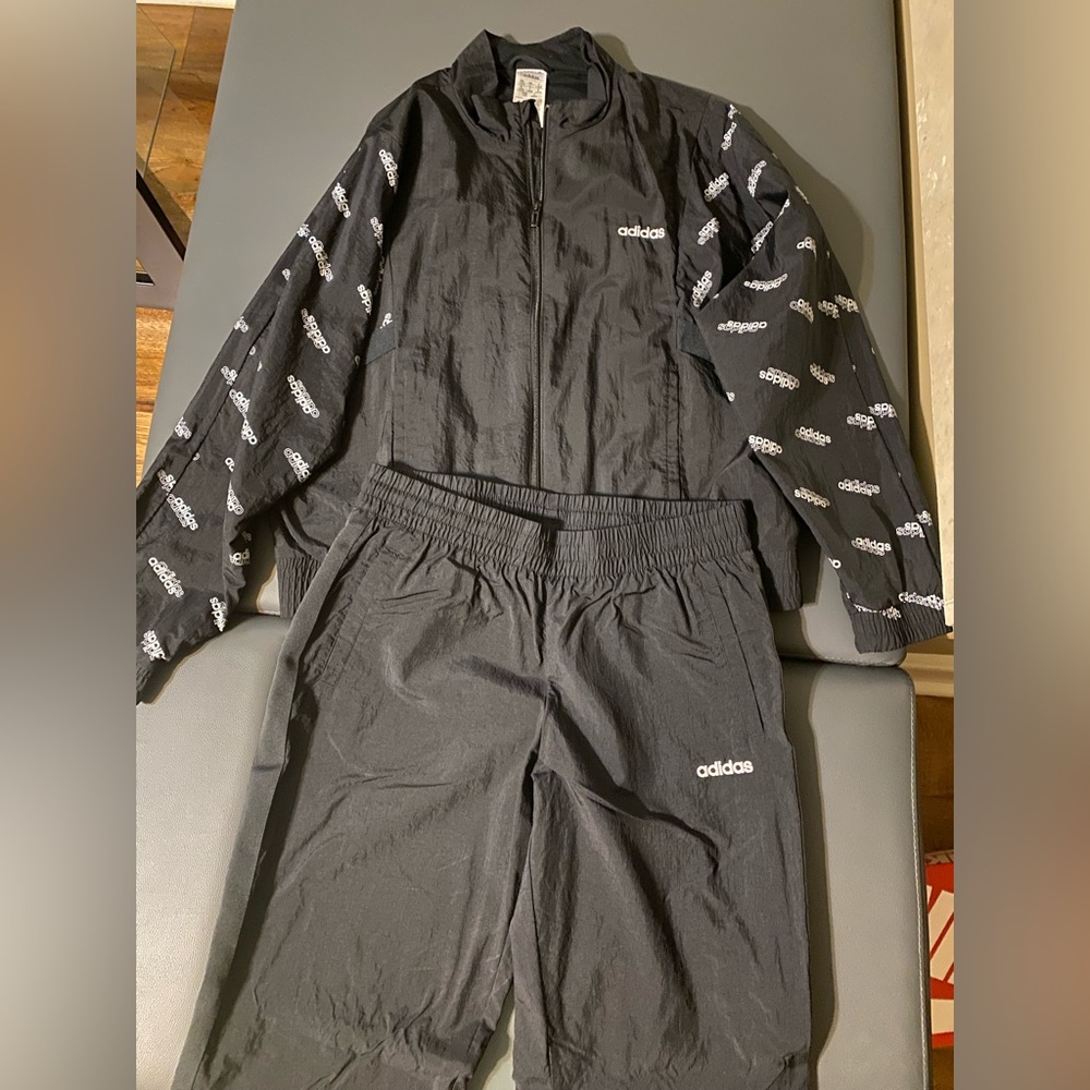 Women’s Adidas Tracksuit